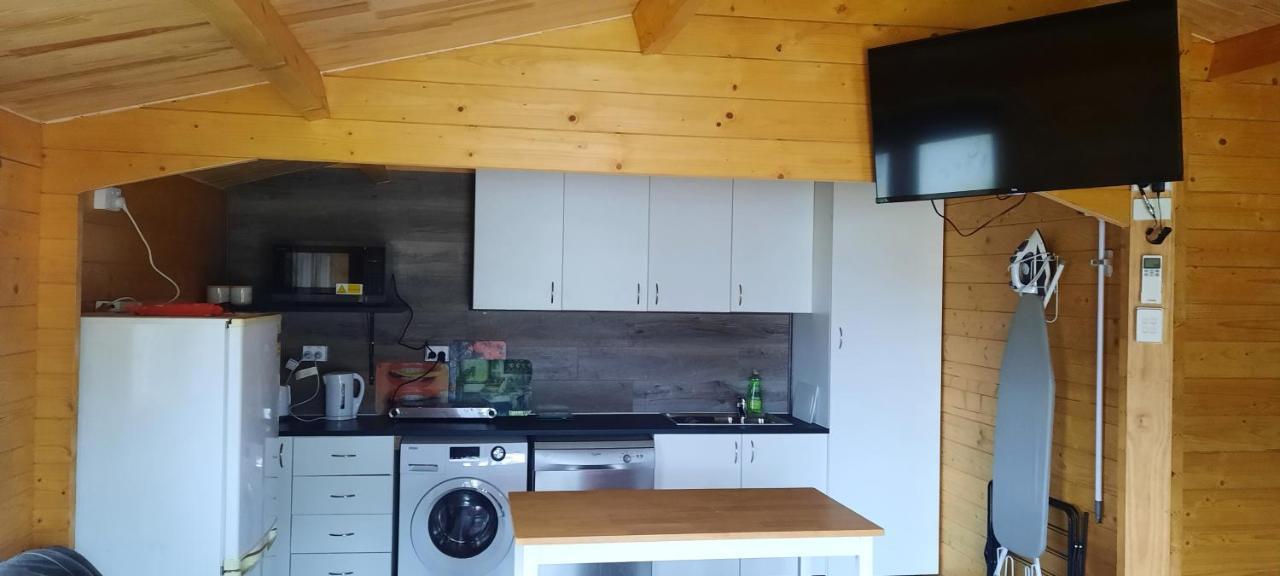 Churchill Cabin Maryborough Esterno foto